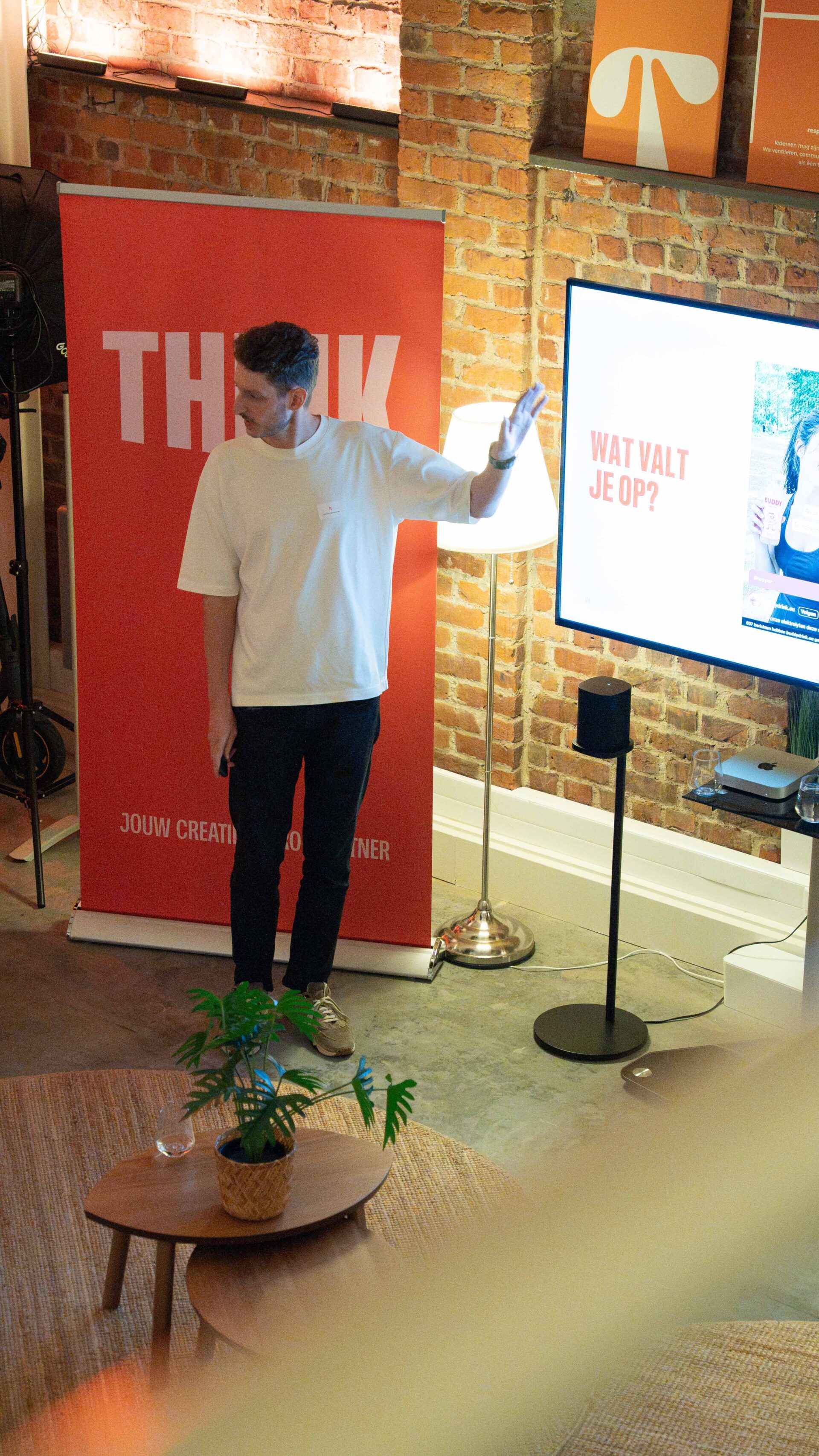 EDIT 07819